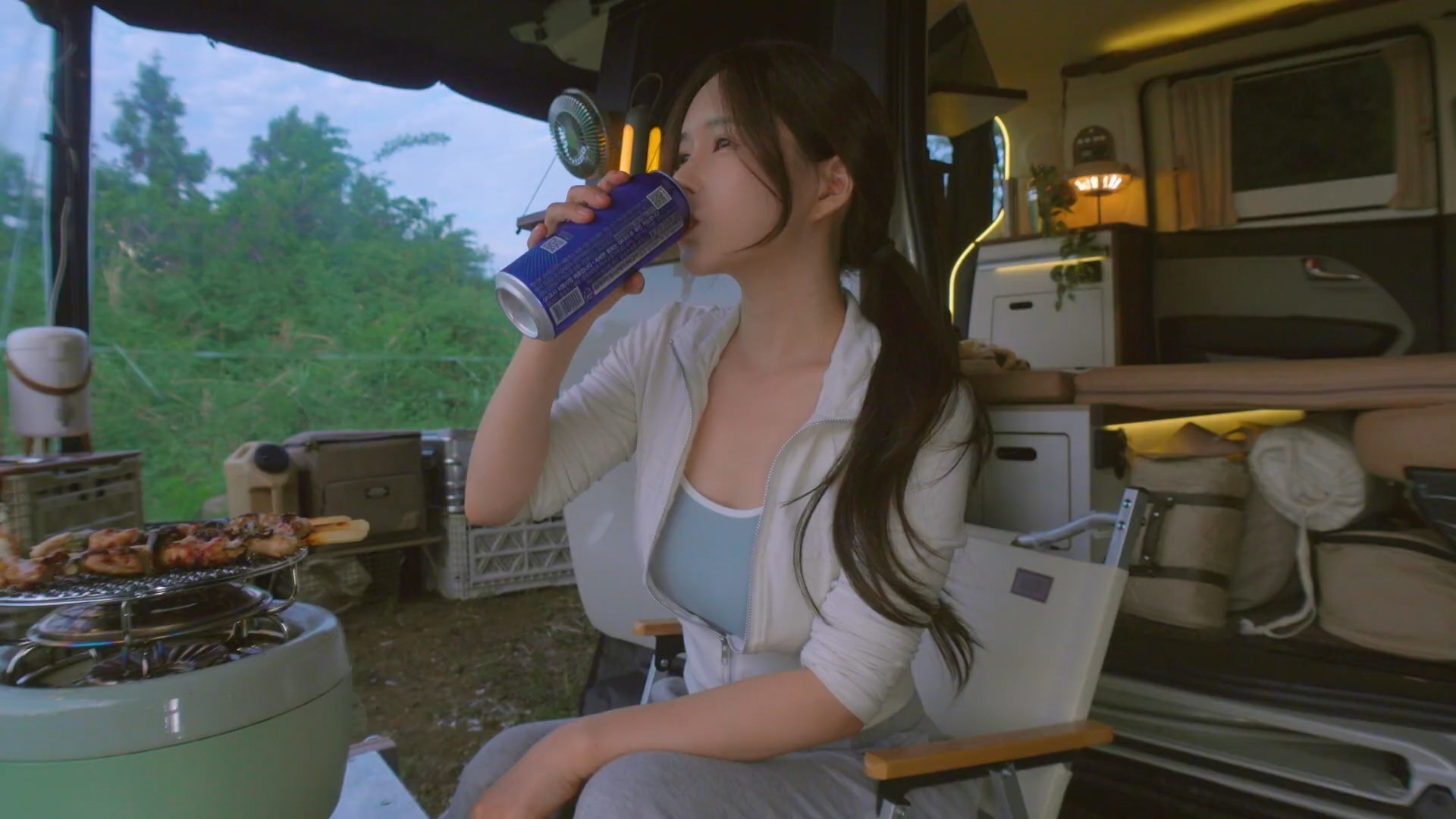 各地妙招频出激发消费潜力 特色“清凉游”带活“避暑经济”